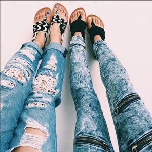 New LF Carmar Acid Wash Zipper Jeans